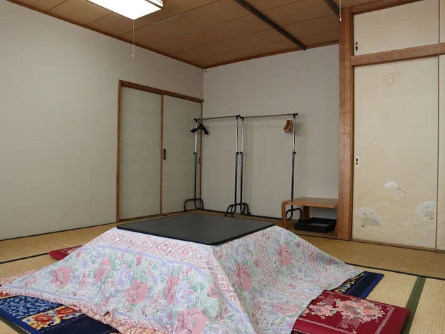غرفة أساسية بفرشتي فوتون، Eho Ryokan 1/1