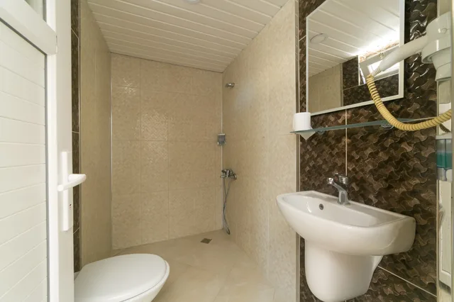 غرفة قياسية ثلاثية، Enda Lara Hotel 3/3
