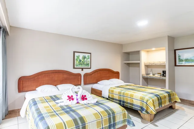غرفة سوبيريور بسريرين كوين، Hotel Lavas Tacotal 2/10