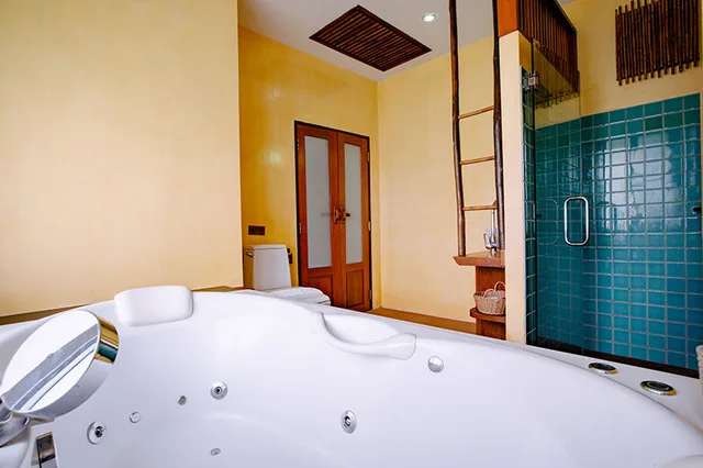 غرفة بسرير مزدوج بجاكوزي، Ban Sainai Resort - SHA Extra Plus 3/3