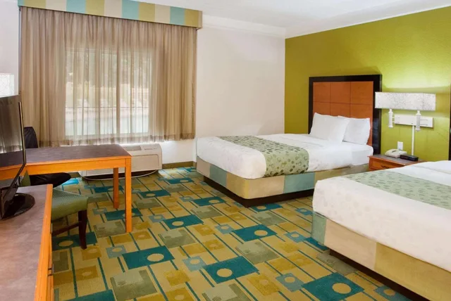 Deluxe, 2 Double Beds, La Quinta Inn and Suites by Wyndham Greenville Haywood 1/4