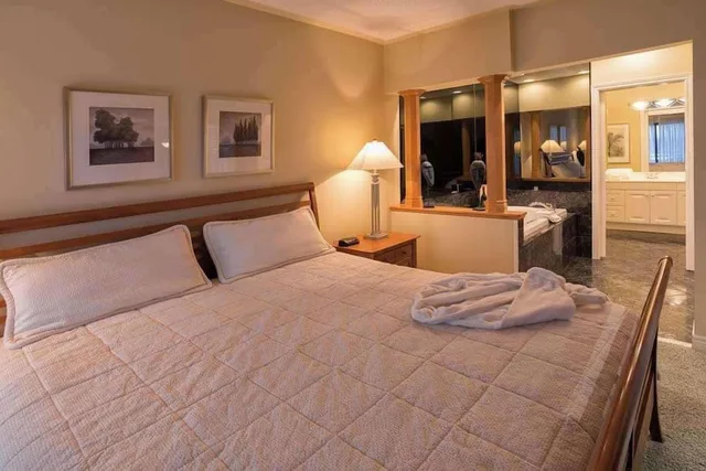 2 Bedrooms, Tower, Suite, 1 King and 2 Queen Beds، Georgian Bay Hotel, Trademark Collection by Wyndham 6/9