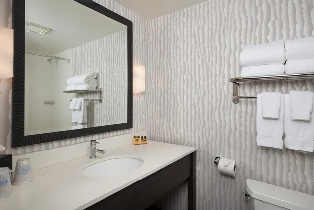 Standard, 2 Queen Beds, Ocean View, Pet Friendly, Best Western Plus Agate Beach Inn 6/7