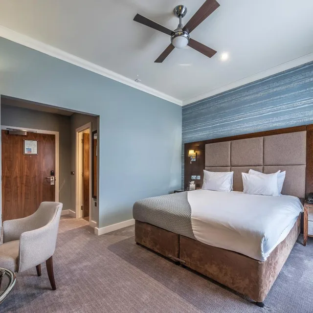 غرفة سوبيريور بشرفة، Wivenhoe House 2/4