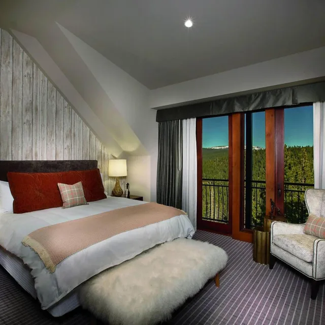 إقامة بشرفة بـ3 غرف نوم، The Ritz Carlton Lake Tahoe 1/2