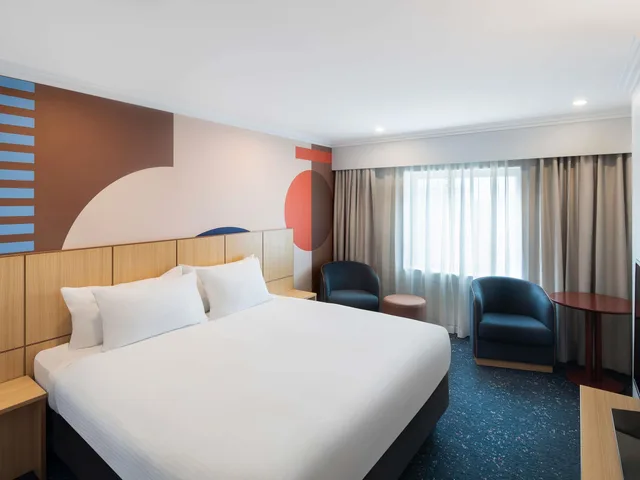 غرفة بسرير كينج، ibis Styles Sydney Central 2/9