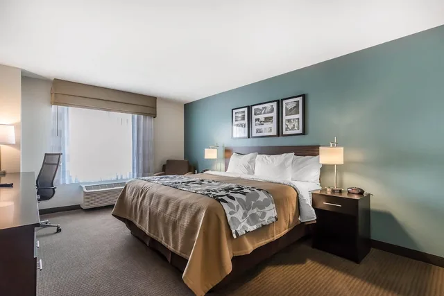 غرفة بسرير كينج لذوي الإعاقة، Sleep Inn & Suites O Fallon MO - Technology Drive 2/6