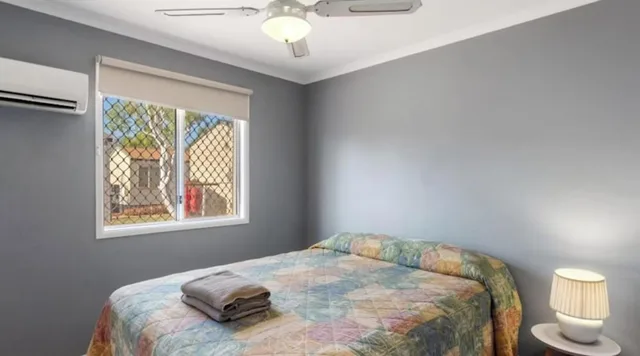 كابينة سوبيريور بسرير كوين وسرير مزدوج وسرير بطابقين بغرفتي نوم، Discovery Parks - Pilbara, Karratha 1/6
