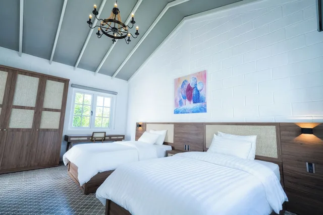فيلا بسرير كينج وسريرين منفصلين بإطلالة على المسبح بغرفتي نوم، Perolas Villas Resort 2/10