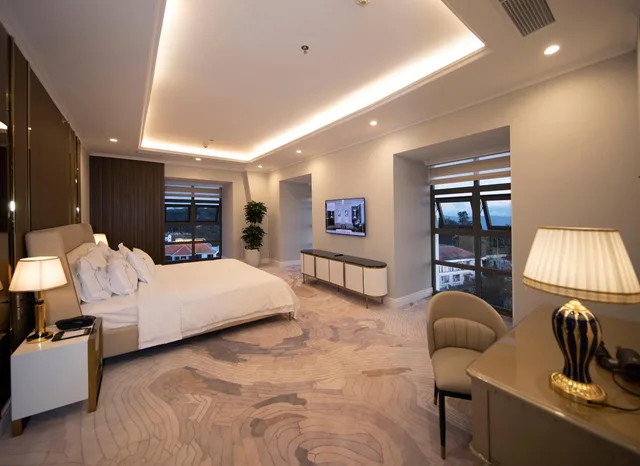 Luxury, Suite, King Bed, MerPerle Dalat Hotel 2/2