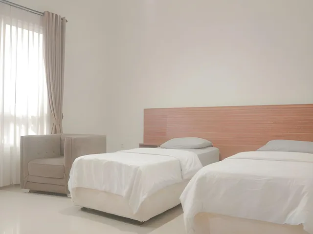 Executive, Queen Bed, Aries Biru Hotel and Villa 1/1