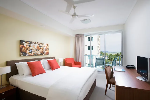 3 Bedrooms, Ocean, 3 Queen Beds، Mantra Trilogy Cairns 3/6