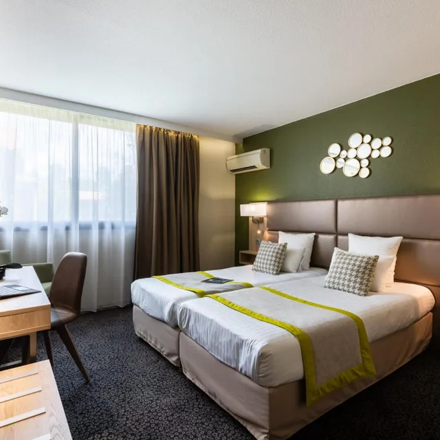 غرفة بسريرين منفصلين، KYRIAD PRESTIGE BORDEAUX OUEST - MERIGNAC 4/6