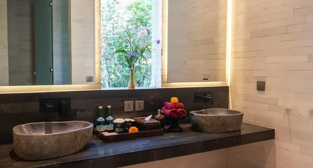 Premier, Villa, Double Bed, Shared Pool, Garden Area, Kelapa Retreat and Spa 2/2