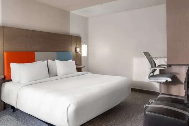 Wellness, King Bed، Even Hotel Brooklyn 3/9