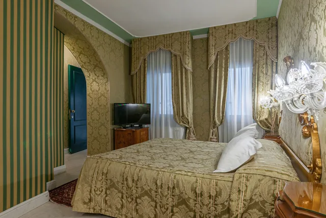 غرفة كلاسيكية بسريرين منفصلين، Hotel Al Ponte Antico 2/8