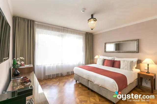 جناح تنفيذي بسرير كينج بغرفة نوم واحدة، Hotel Golden Key Prague 5/10