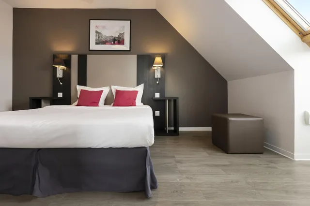 Apartment, Double Bed, Sofa, Appart hotel Odalys City Colmar Centre 3/3