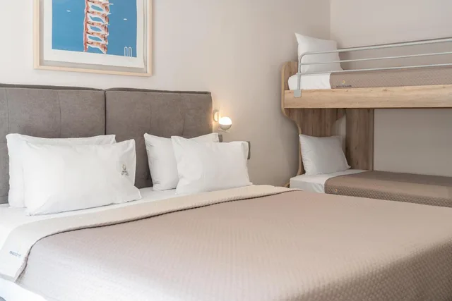 غرفة عائلية بشرفة، Piraeus City Hotel 4/9