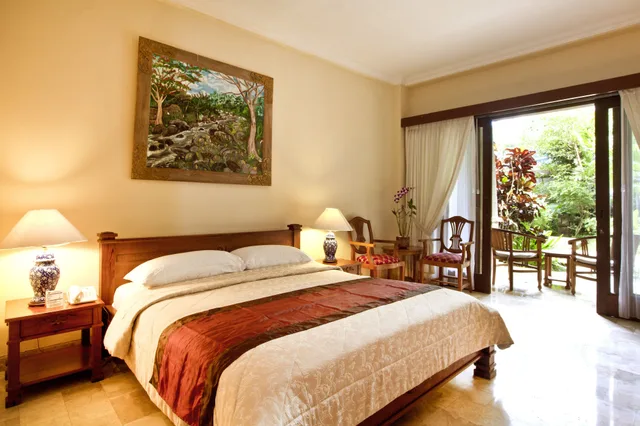 جناح جونيور بسرير كينج، Hotel Kumala Pantai 3/4