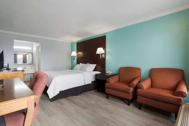 غرفة بسرير كينج لذوي الإعاقة، Americas Best Value Inn Blytheville 4/5