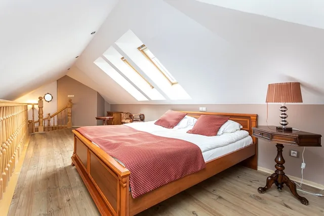 غرفة رباعية بسرير كوين مع أريكة، Royal Residence 4/10