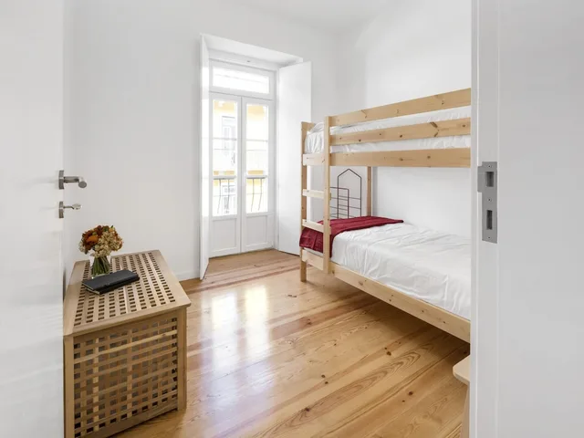 شقة ديلوكس بسرير كوين وسرير بطابقين بغرفتي نوم مع أريكة، Lisbon Serviced Apartments Castelo de Sao Jorge 3/10