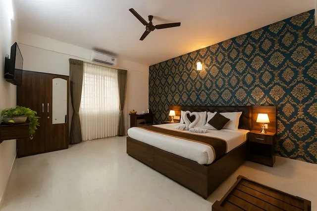Economy, Queen Bed, Sai Bliss International 4/10