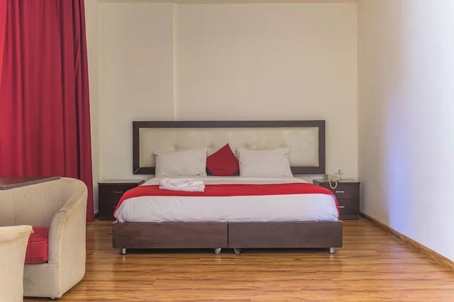 جناح جونيور بسرير مزدوج، Al Murjan Palace Hotel, Jounieh 8/10