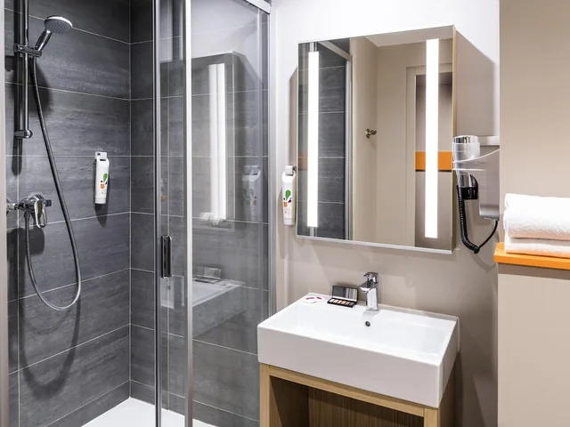 غرفة قياسية بسرير مزدوج، Ibis Styles Clamart Gare Grand Paris 8/9