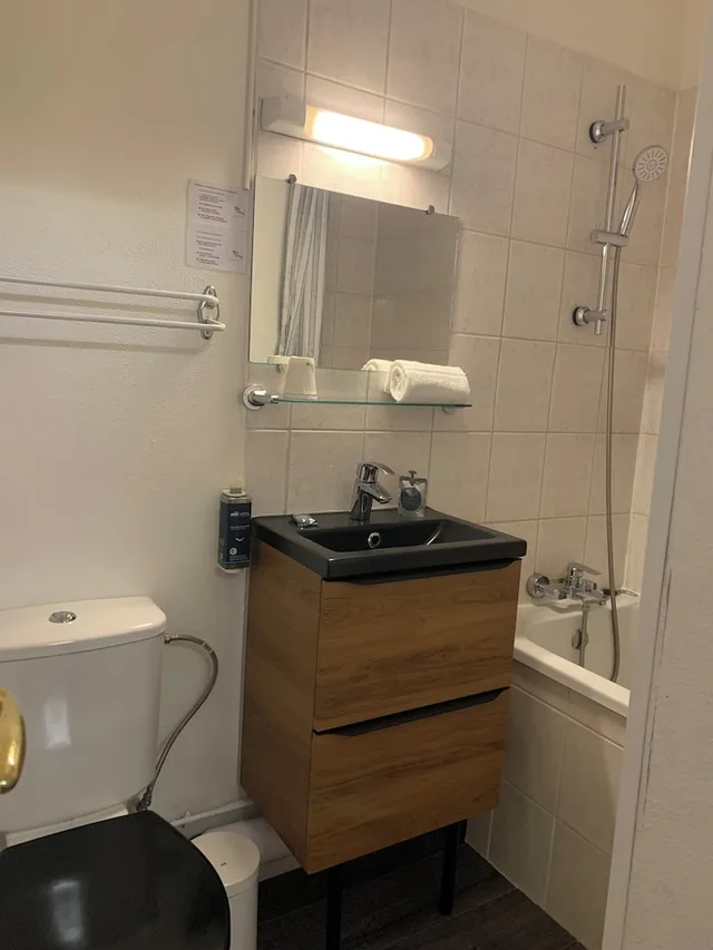 غرفة بسرير مزدوج، Brit Hotel Bleu Nuit 9/9