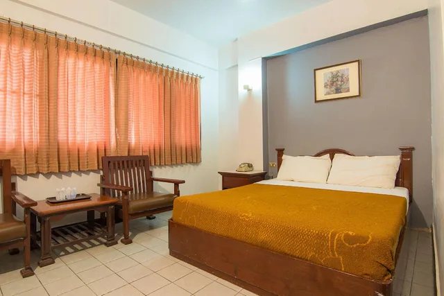 غرفة قياسية بسرير كوين، Khelangnakorn Lampang Hotel 1/2
