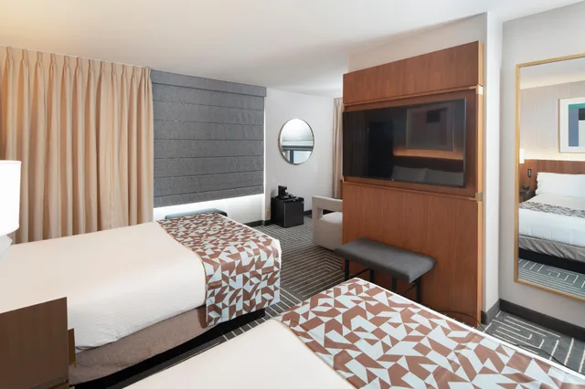 غرفة بريميوم بسرير مزدوج، Fremont Hotel And Casino 2/2