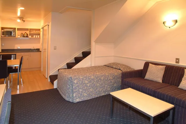 family, Manukau Motor Lodge 1/1