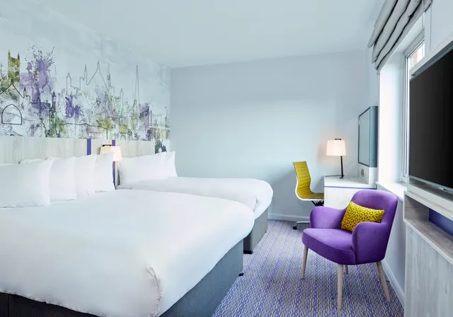 غرفة بسريرين مزدوجين، Leonardo Hotel Exeter 1/2