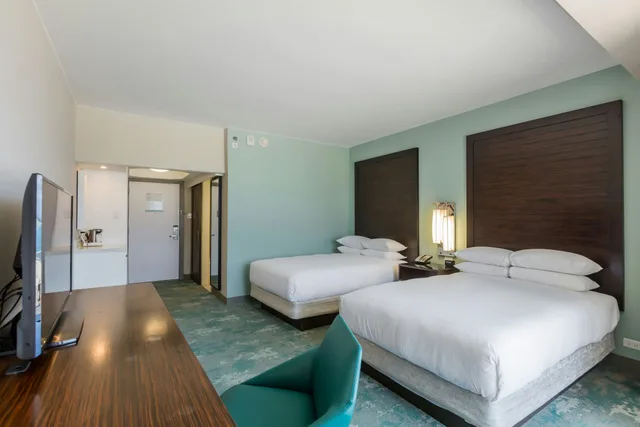 Beach, 2 Double Beds, Ocean View، Caribe Hilton 2/6