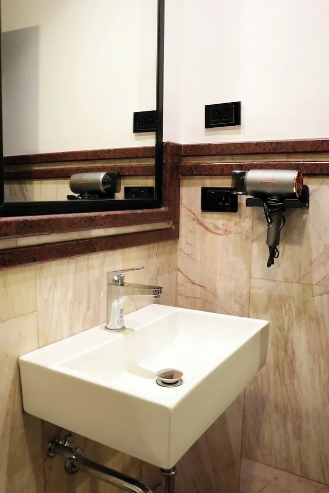 غرفة قياسية بسرير كوين، Max Hotel 19/19