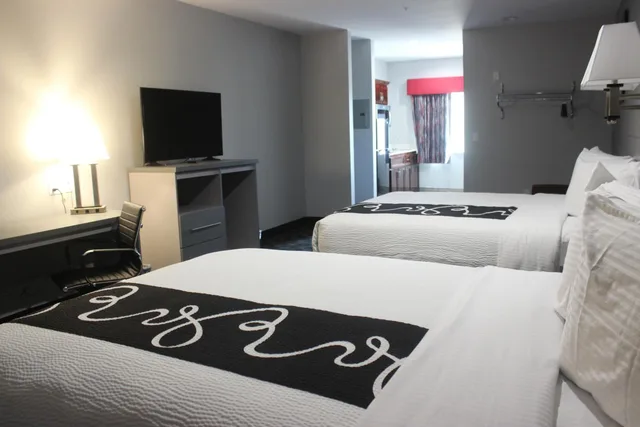 جناح عائلي ديلوكس بسريرين كوين، Paris Inn Suites 5/7