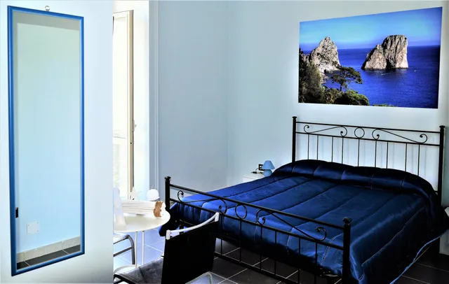 غرفة بسرير مزدوج بغرفة نوم واحدة، Napoli Station B&B 1/1