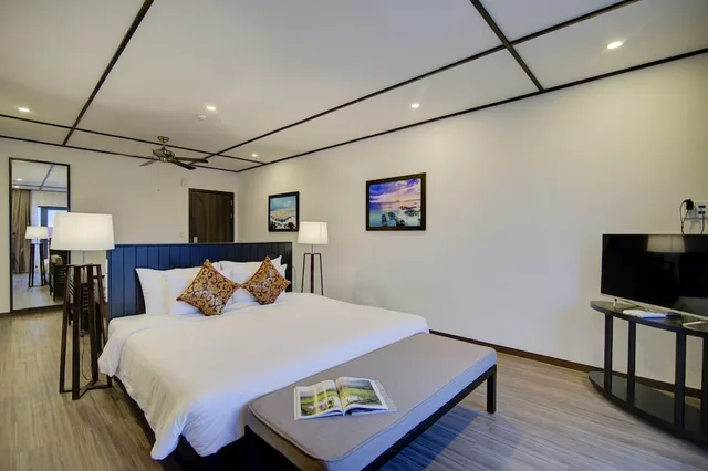 جناح بسرير كينج، White Lotus Hotel Hoian 1/3