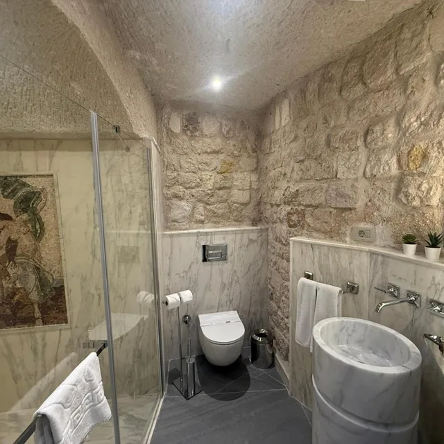 جناح بسرير كينج، Miras Hotel 9/10