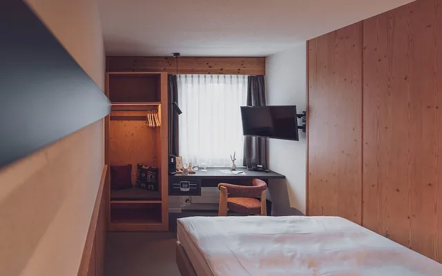 غرفة كلاسيكية مفردة بسرير كوين، Mountain Plaza Hotel 4/5