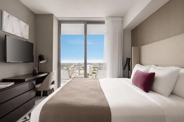 جناح ركني بإطلالة على المدينة بـ3 غرف نوم، Hyde Beach House 1/1