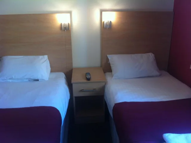 غرفة قياسية بسريرين منفصلين، City Inn Express 1/1