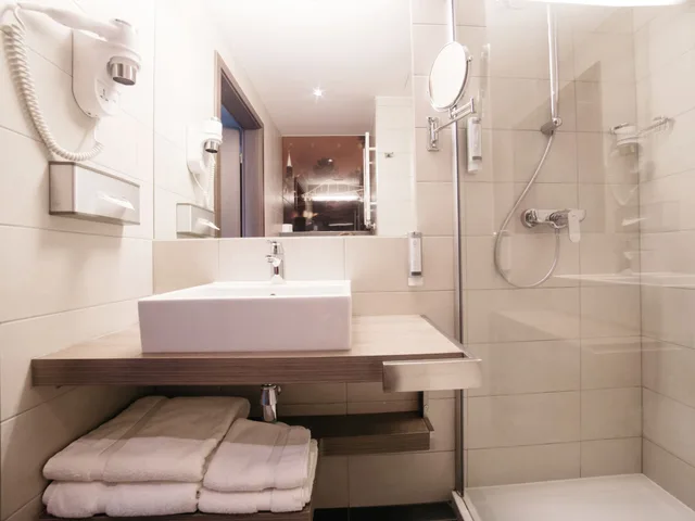 غرفة سوبيريور بسرير كينج، Q Hotel Plus Wroclaw 6/9