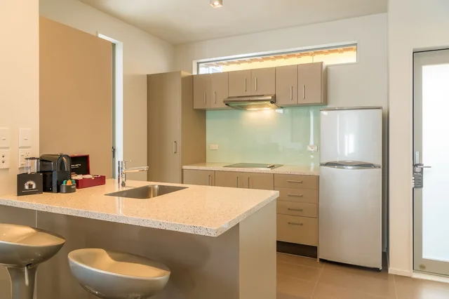 2 Bedrooms, Town House, King and Queen Bed، Boulcott Suites 5/5