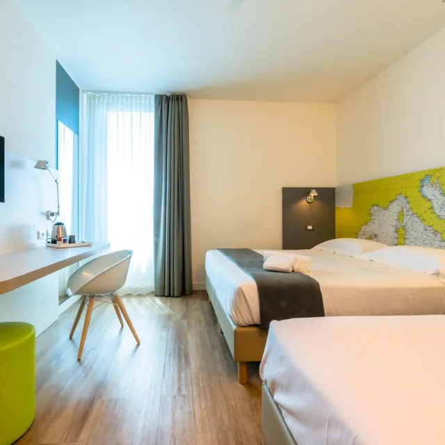 Room, Triple, AIRPORT HOTEL BERGAMO 1/3