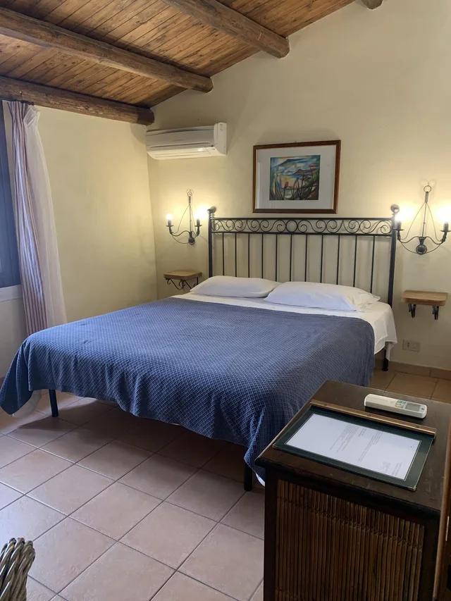 شقة عائلية بسرير مزدوج بإطلالة على الحديقة مع أريكة، Agriturismo Villa Cefala 1/3