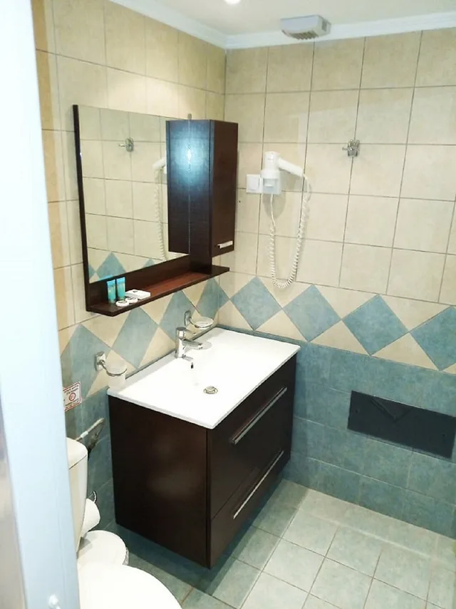 غرفة بسرير كوين، Vergina Star 8/8