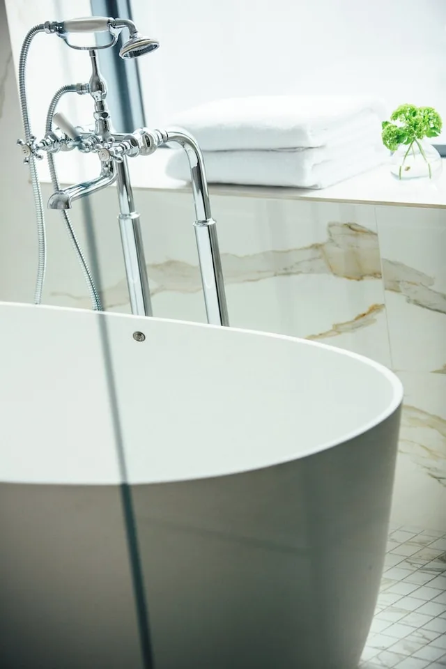 Spa, Premium, King Bed، Kimpton Hotel Monaco Pittsburgh 2/3